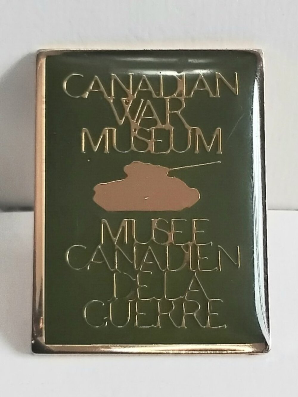 4/$20 Vintage Canadian War Museum Brass/Resin Collector's Pin!!